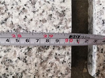 Lichtgrijs graniet op maat gesneden